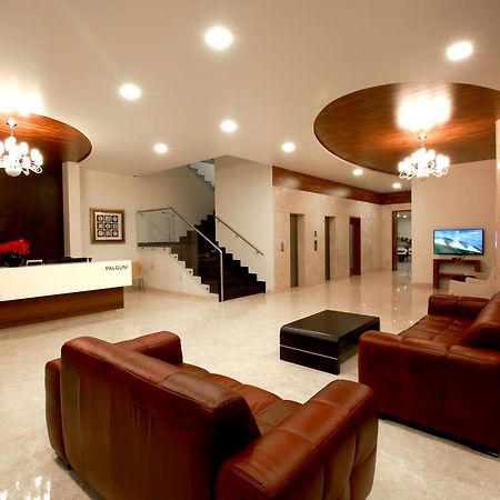 Palguni Residency 호텔 하산 외부 사진