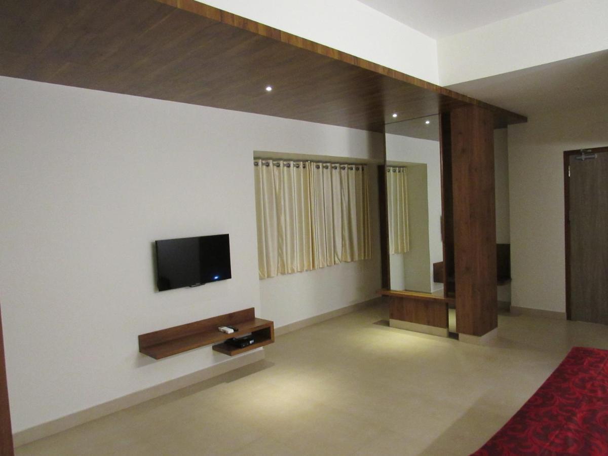 Palguni Residency 호텔 하산 외부 사진
