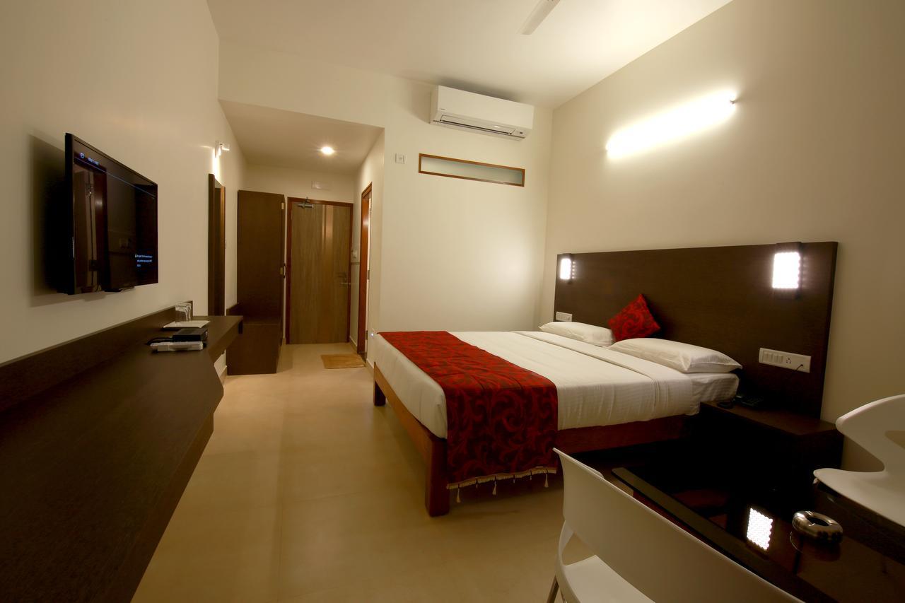 Palguni Residency 호텔 하산 외부 사진